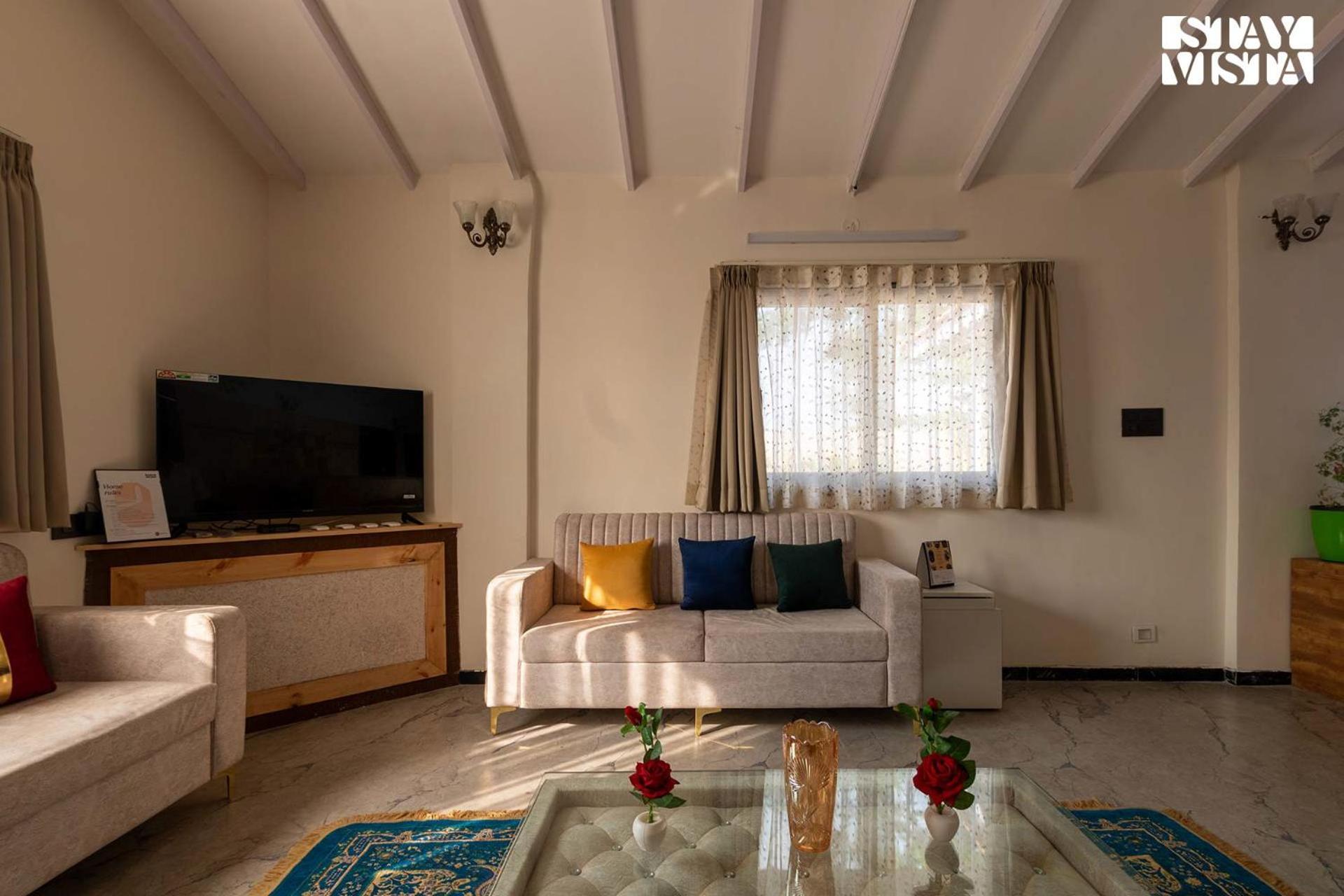 Stayvista'S Harvest Haven - Pool-View Villa With Deck & Machan Near Sula นาสิก ภายนอก รูปภาพ